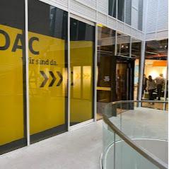 ADAC Geschäftsstelle und Reisebüro, Markt 11-15 in Mainz