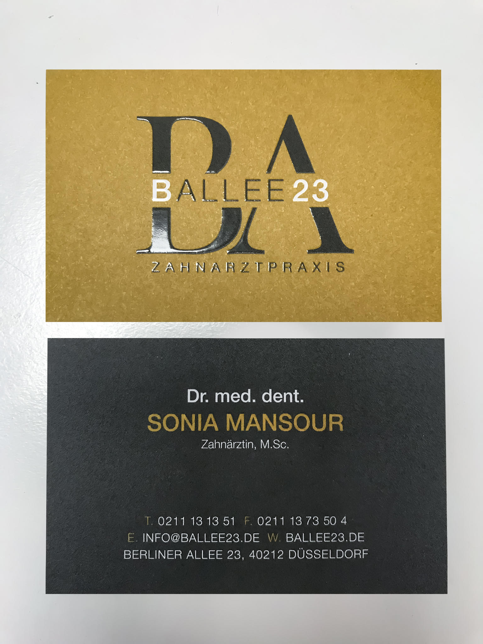 Visitenkarte 2020 - Ballee23 - Ihre Zahnarztpraxis in der Düsseldorfer Innenstadt