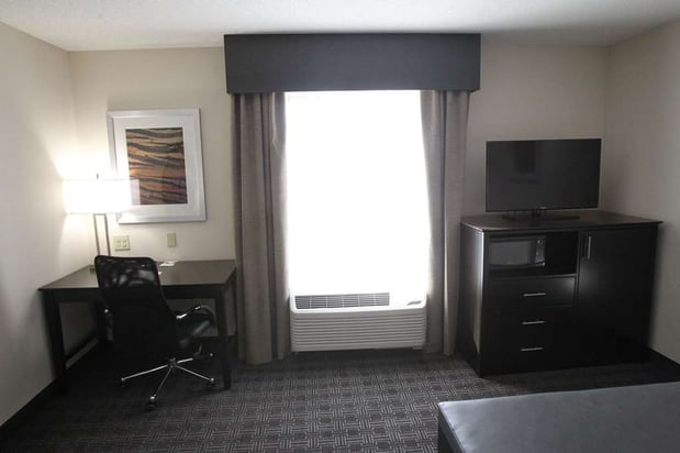 Images Hampton Inn & Suites Seneca-Clemson Area