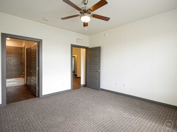 Images SEVEN TWELVE LOFTS