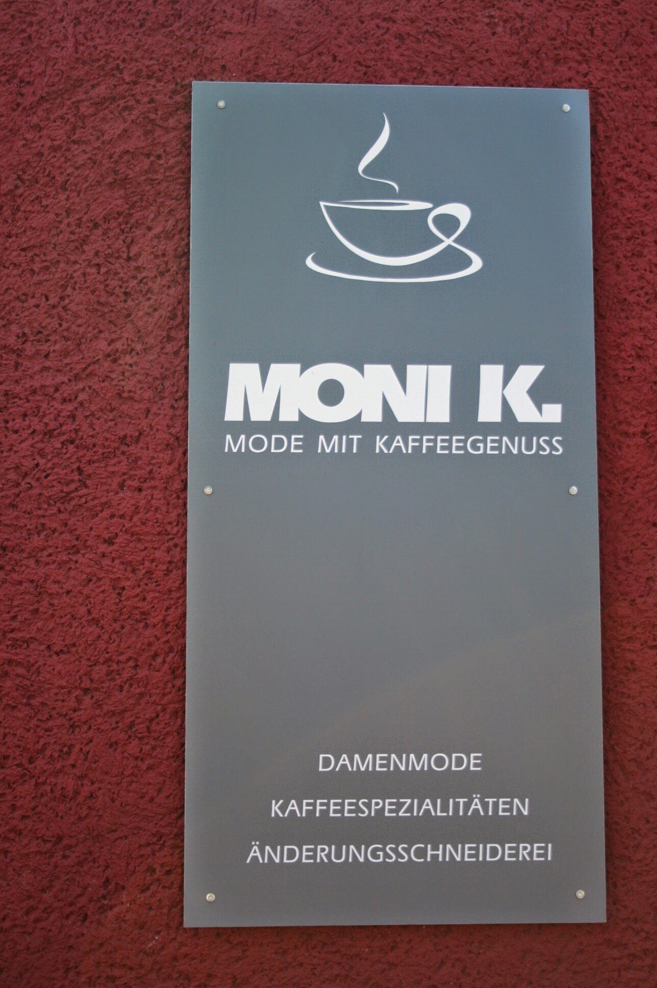 Bilder Boutique MONI K.