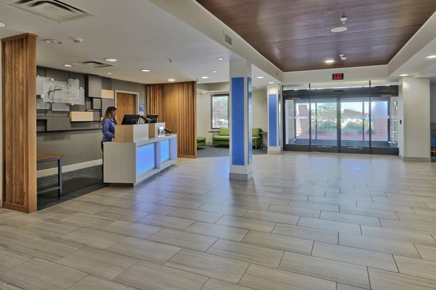 Images Holiday Inn Express & Suites Albuquerque Historic Old Town by IHG