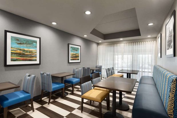 Images Hampton Inn Appleton-Fox River Mall Area