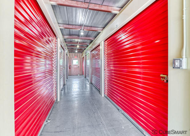 Images CubeSmart Self Storage