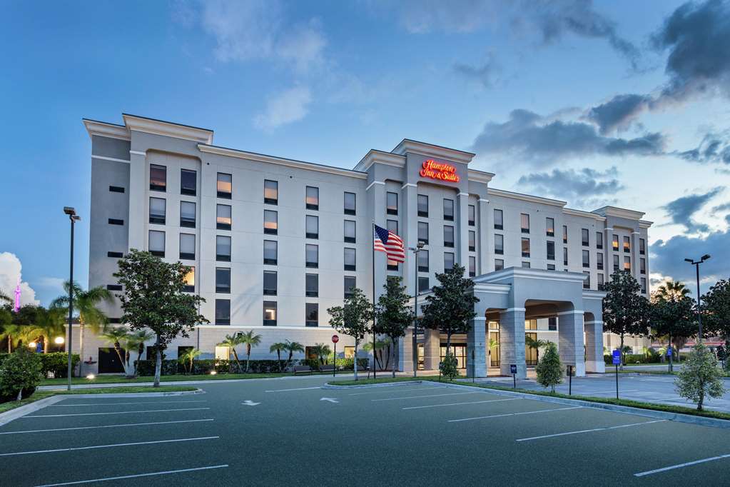 Hampton Inn & Suites Orlando Intl Dr N - Orlando, FL 32819 - (407)313-3030 | ShowMeLocal.com