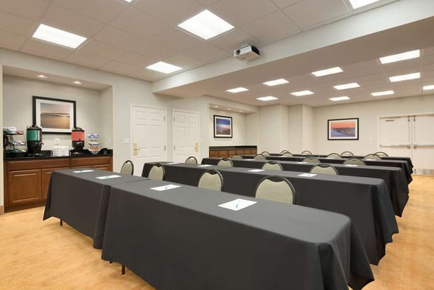 Images Homewood Suites by Hilton Jacksonville Deerwood Park