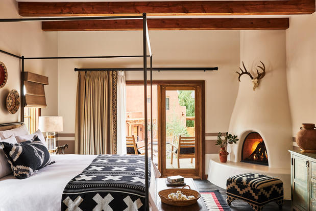 Images Bishop's Lodge, Auberge Collection