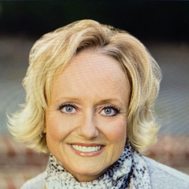 Images Annie Old, Counselor