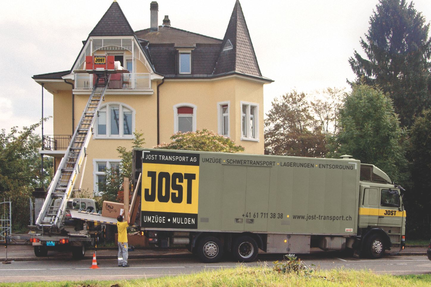 Bilder Jost Transport AG Umzüge+Lagerungen
