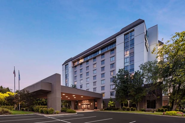 Images Embassy Suites by Hilton Nashville Airport