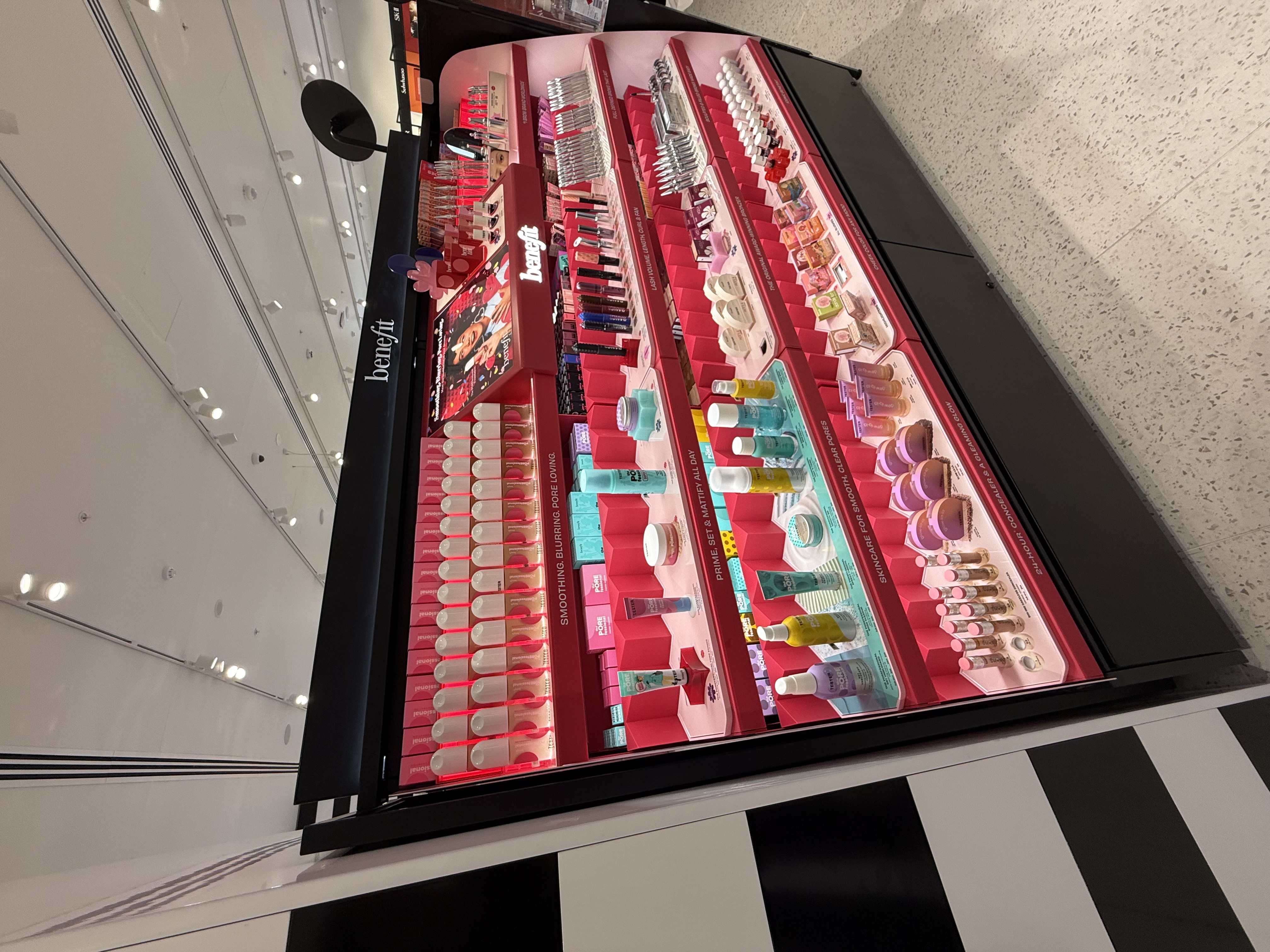 Images Benefit Cosmetics BrowBar