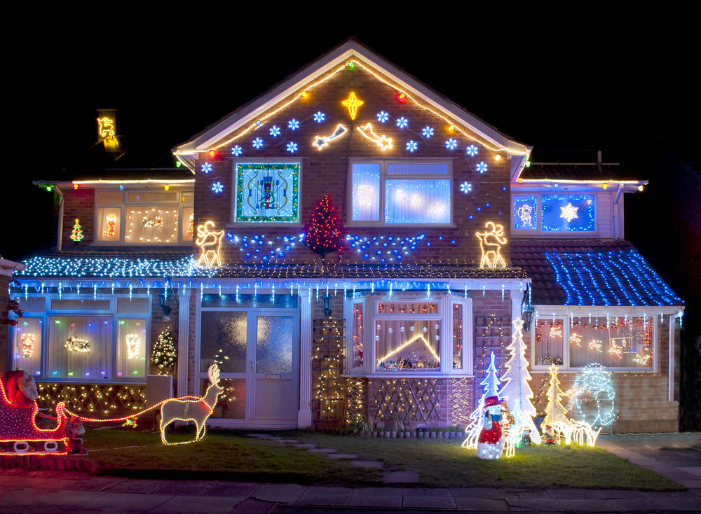 Holiday lighting installers