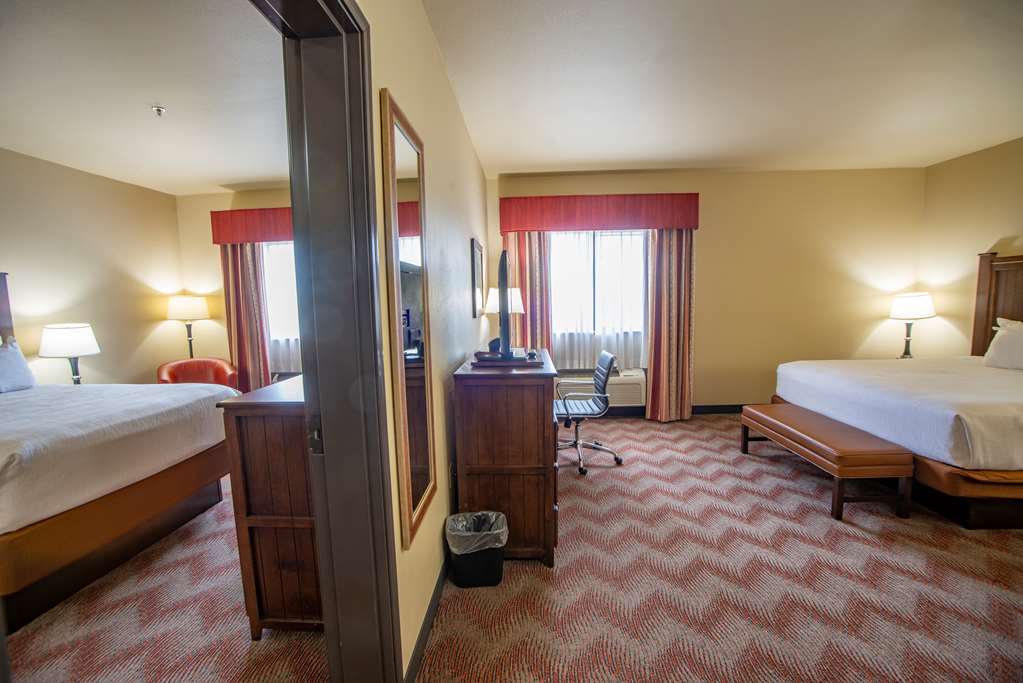 King and Queen Suite