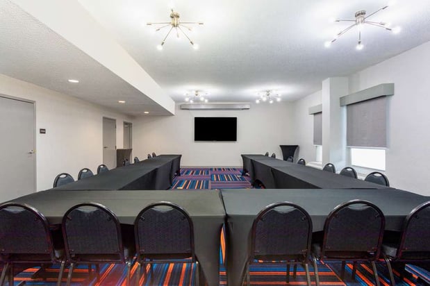 Images Hampton Inn Orlando-International Airport
