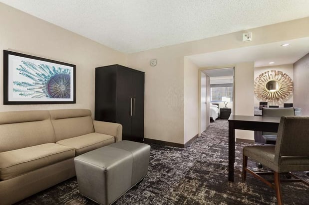 Images Embassy Suites by Hilton Arcadia Pasadena Area