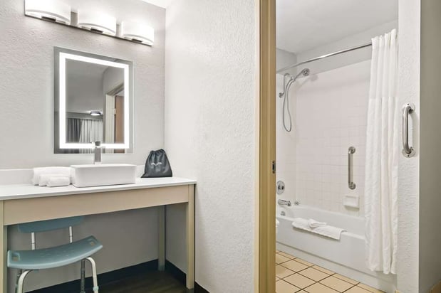 Images Best Western The Oasis at Joplin