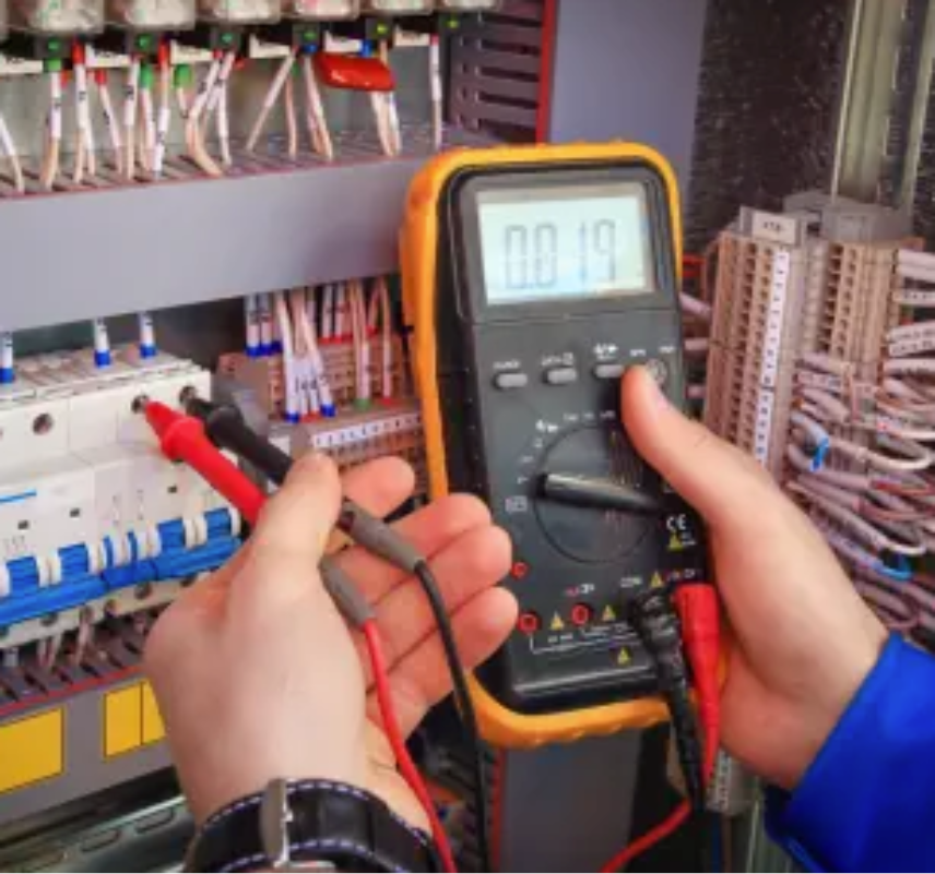 Images ELECTRICISTAS 24H-CIRCUIT REPAIRED -Urgencias Madrid