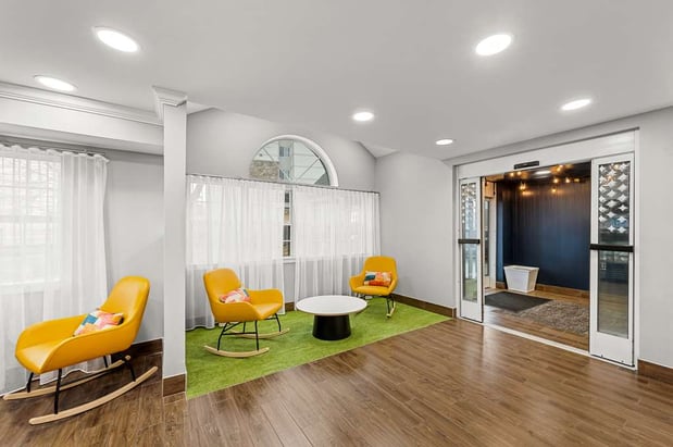 Images Spark by Hilton Sterling Dulles Airport