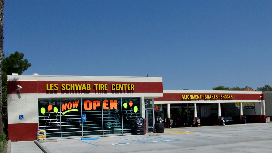 Les Schwab Tire Center