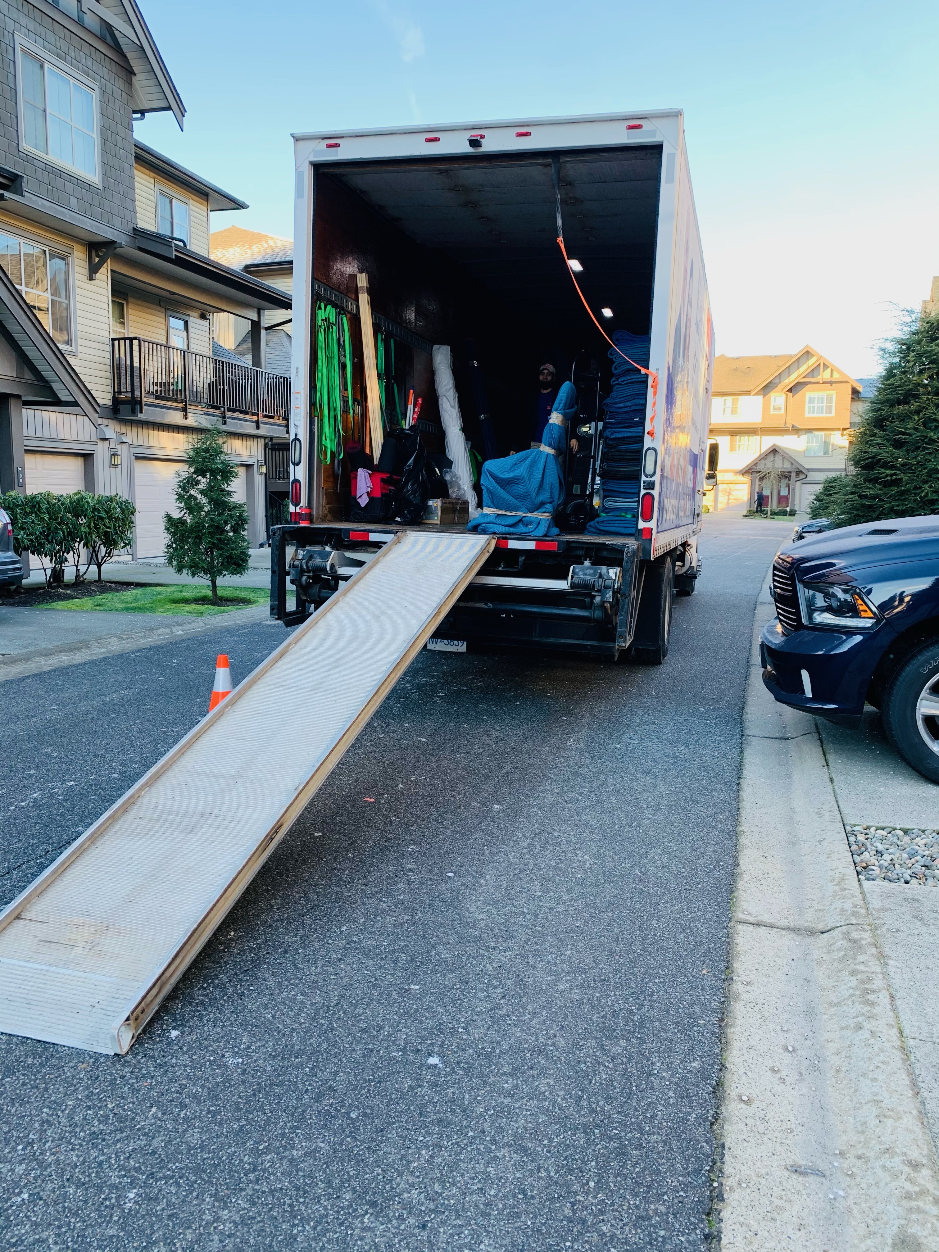 Images My City Movers | Surrey Movers