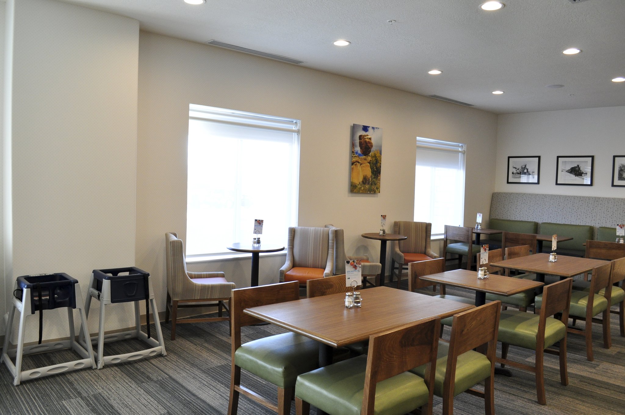 Holiday Inn Express & Suites Price by IHG Image