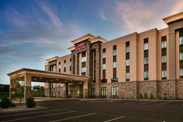 Images Hampton Inn & Suites Hudson
