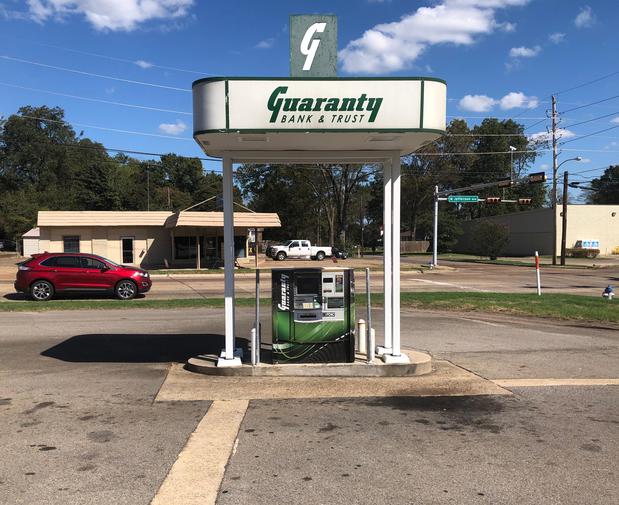Images Guaranty Bank & Trust ATM