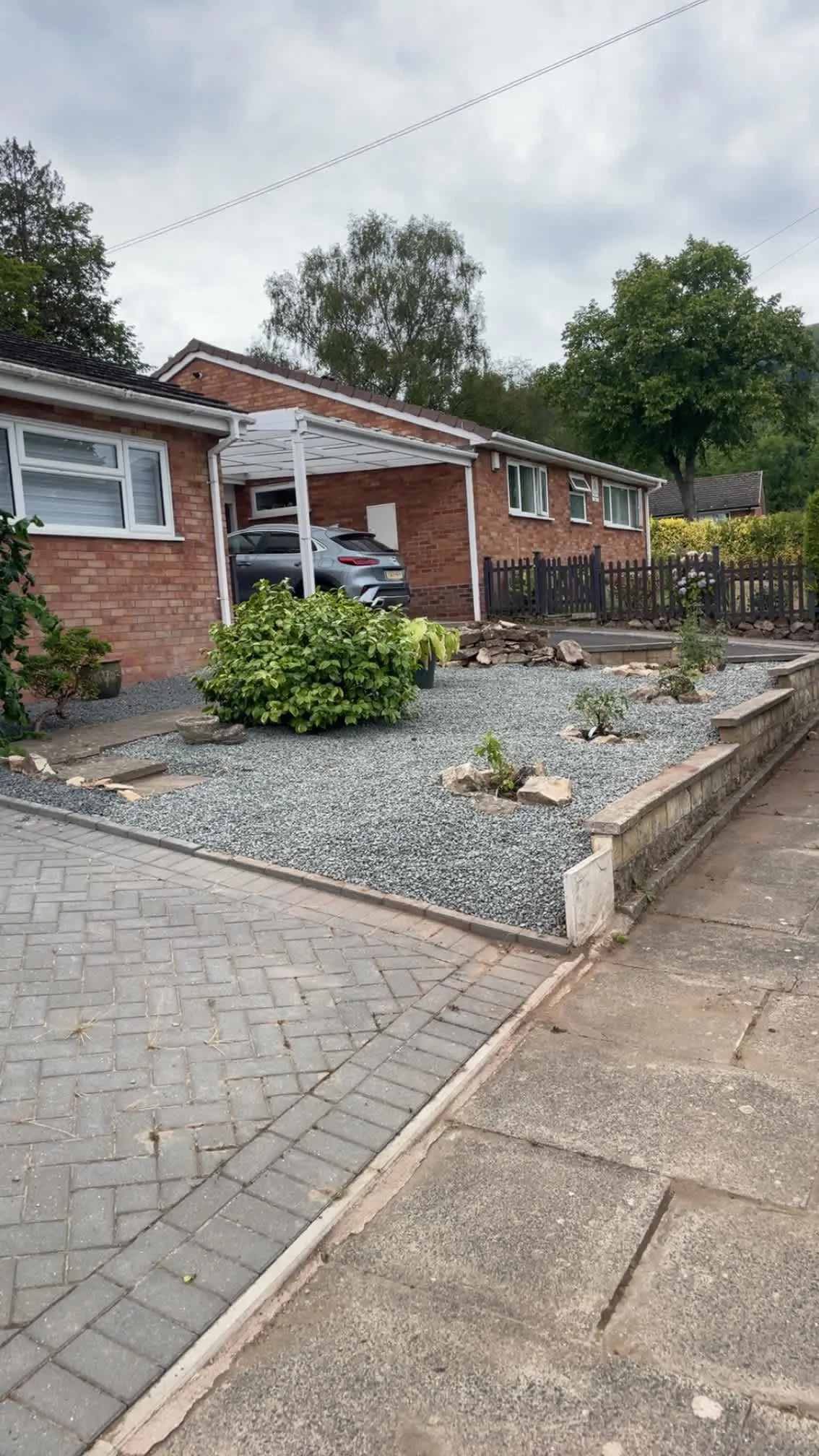 Images Oakwood Tree & Landscaping Services