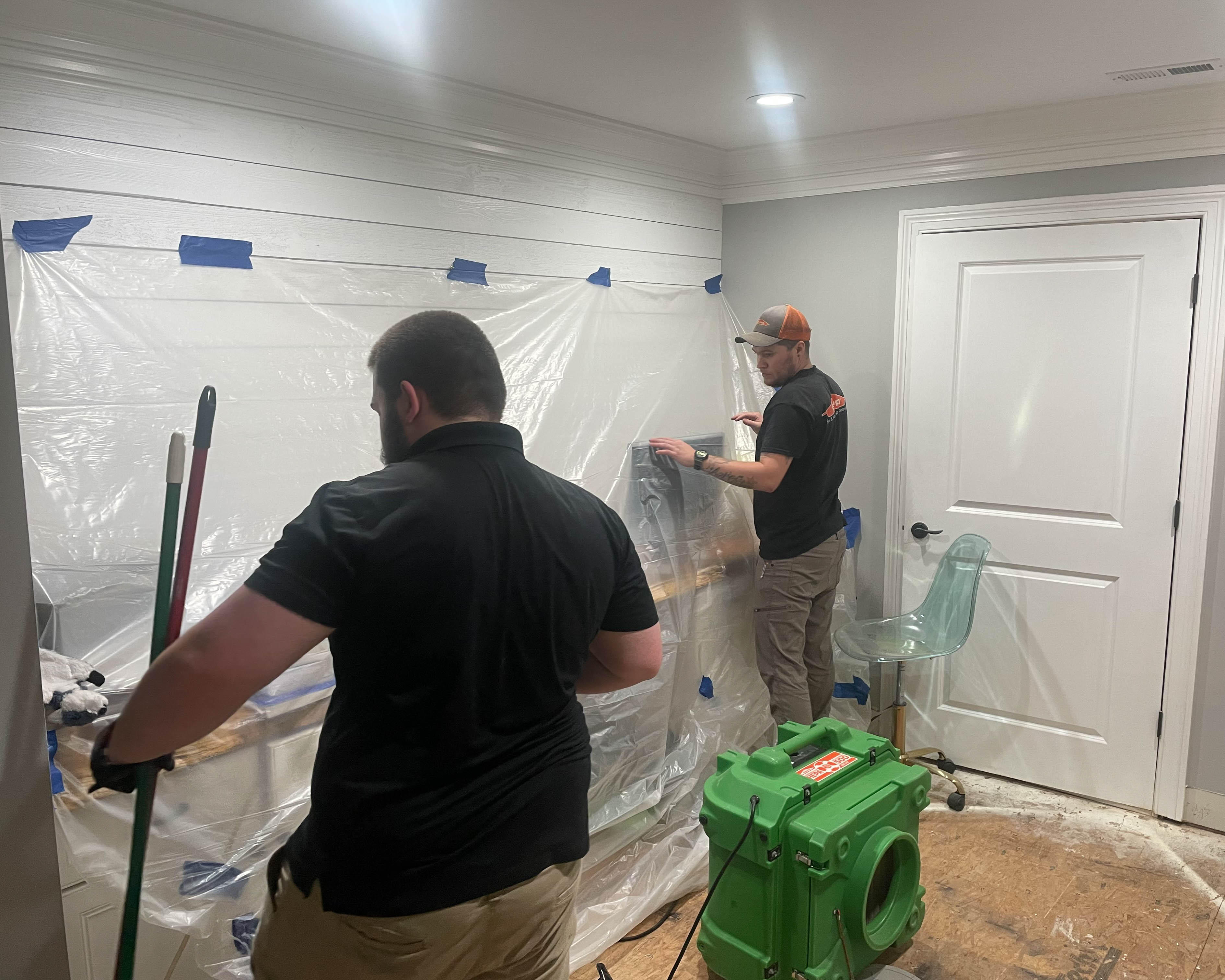 SERVPRO of Northwest Knoxville specializes in the removal and restoration of mold damage to homes and businesses in Cedar Bluff, TN.