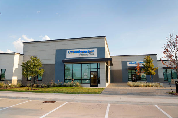 Images UT Southwestern Primary Care at Frisco