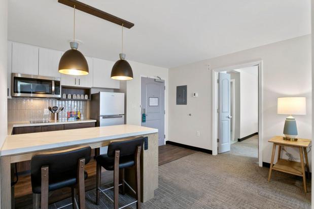 Images Staybridge Suites Charlotte Arpt Area - Tyvola by IHG