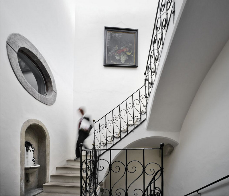 Images Studio Legale Egger + Partner