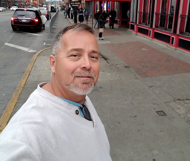 Images Bradley Gielissen: Allstate Insurance