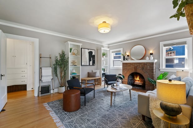 Images Amy Romberg, Realtor Windermere Real Estate