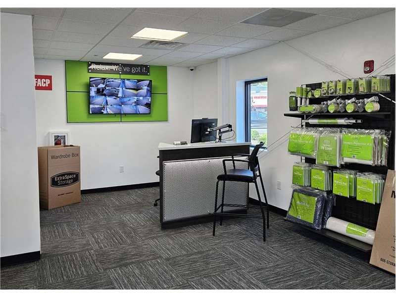 Images Extra Space Storage