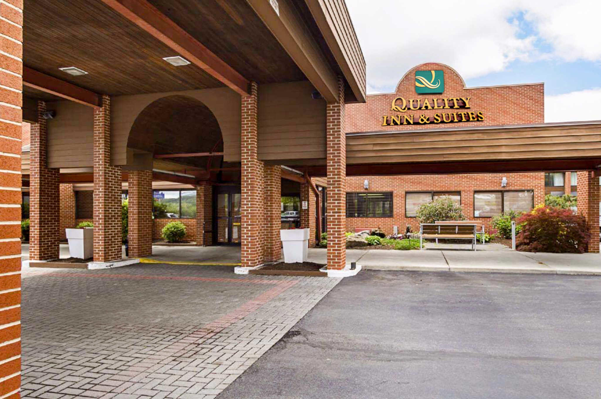 Quality inn hotel coupons