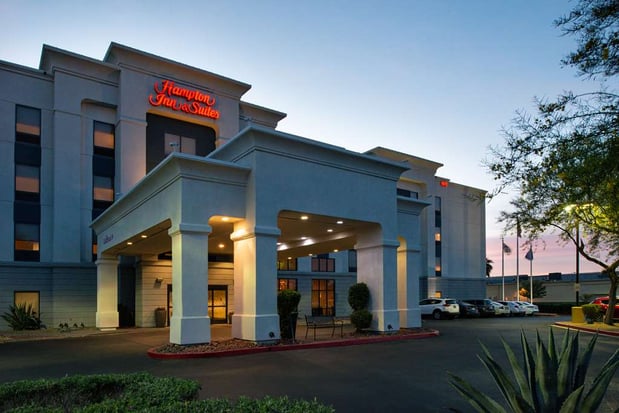Images Hampton Inn & Suites Las Vegas Airport