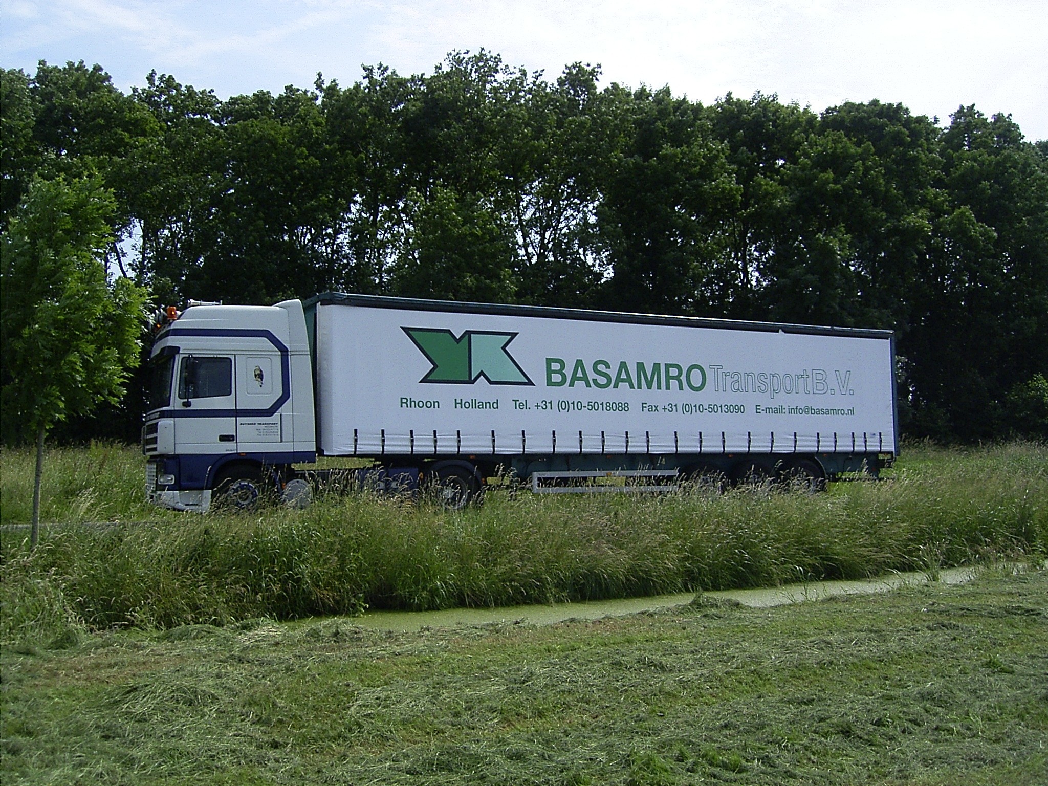 Foto's Basamro Transport BV