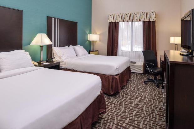 Images Holiday Inn Express & Suites Youngstown (N. Lima/Boardman), an IHG Hotel