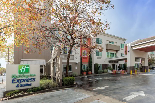 Images Holiday Inn Express & Suites Berkeley by IHG