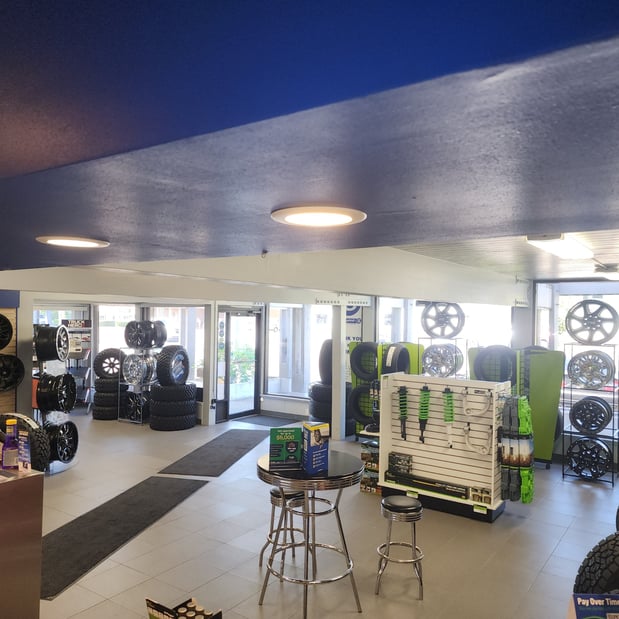 Images Gills Point S Tire & Auto Service