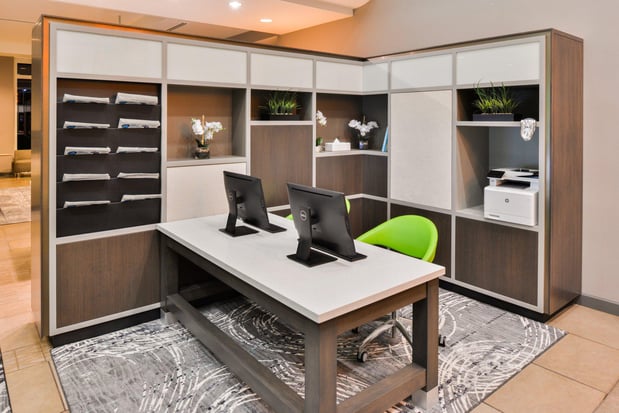 Images Holiday Inn Kansas City Airport by IHG