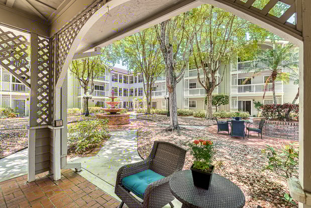 Images Meridian at Lantana