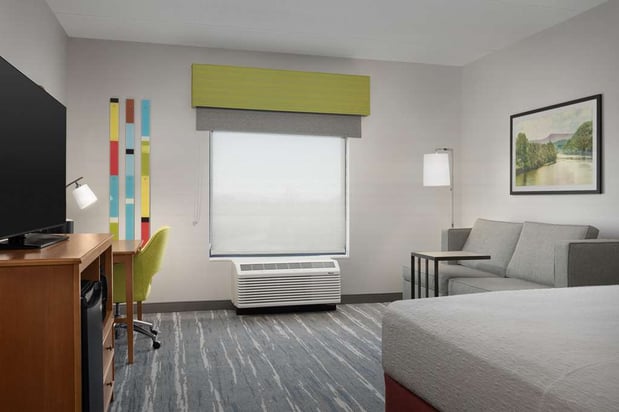 Images Hampton Inn & Suites Lynchburg