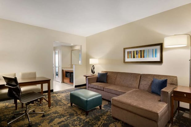 Images Embassy Suites by Hilton Denver Downtown Convention Center