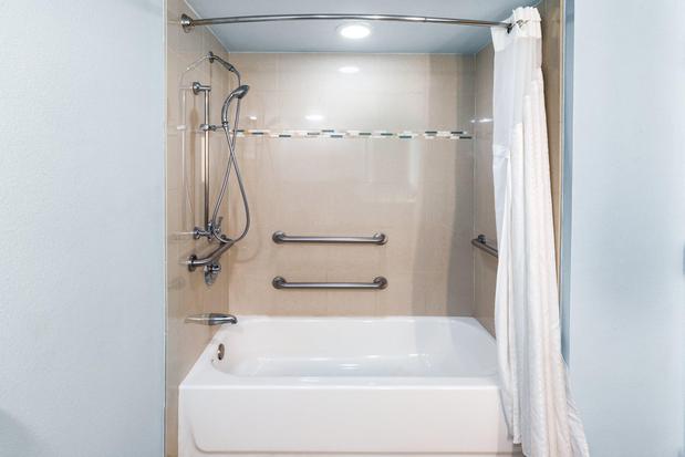 Images Holiday Inn Resort South Padre Island-Beach Front by IHG