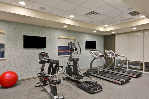 Images Home2 Suites by Hilton Green Bay
