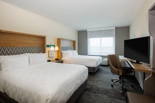 Images Holiday Inn Gulfport-Airport by IHG