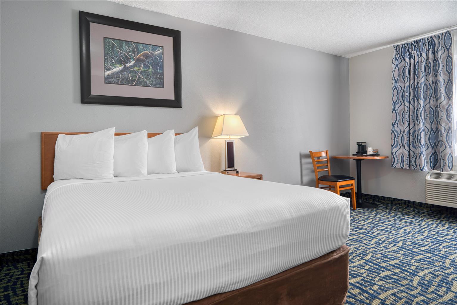 Images SureStay Plus by Best Western Lethbridge