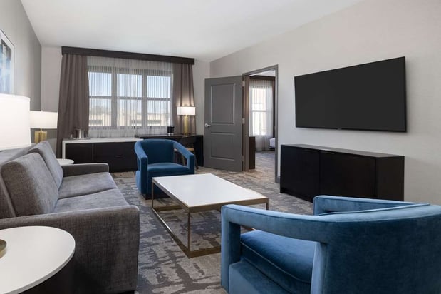 Images Hilton Promenade at Branson Landing